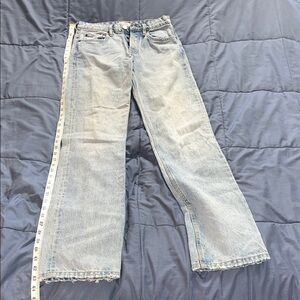 Zara Woman’s Relaxed Fit Light Blue Jeans